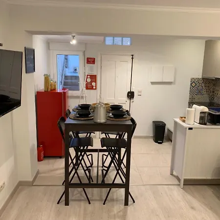 Apartment3 With Terrace And A View Near Amoreiras * 리스본